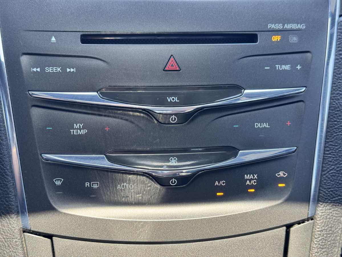 2015 Lincoln MKS Base - Photo 48