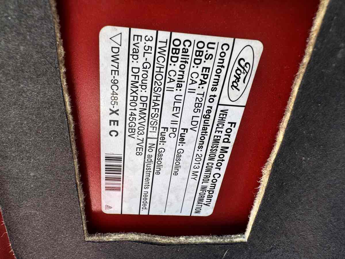 2013 Ford Taurus Limited - Photo 17