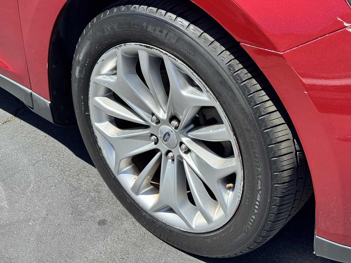 2013 Ford Taurus Limited - Photo 19