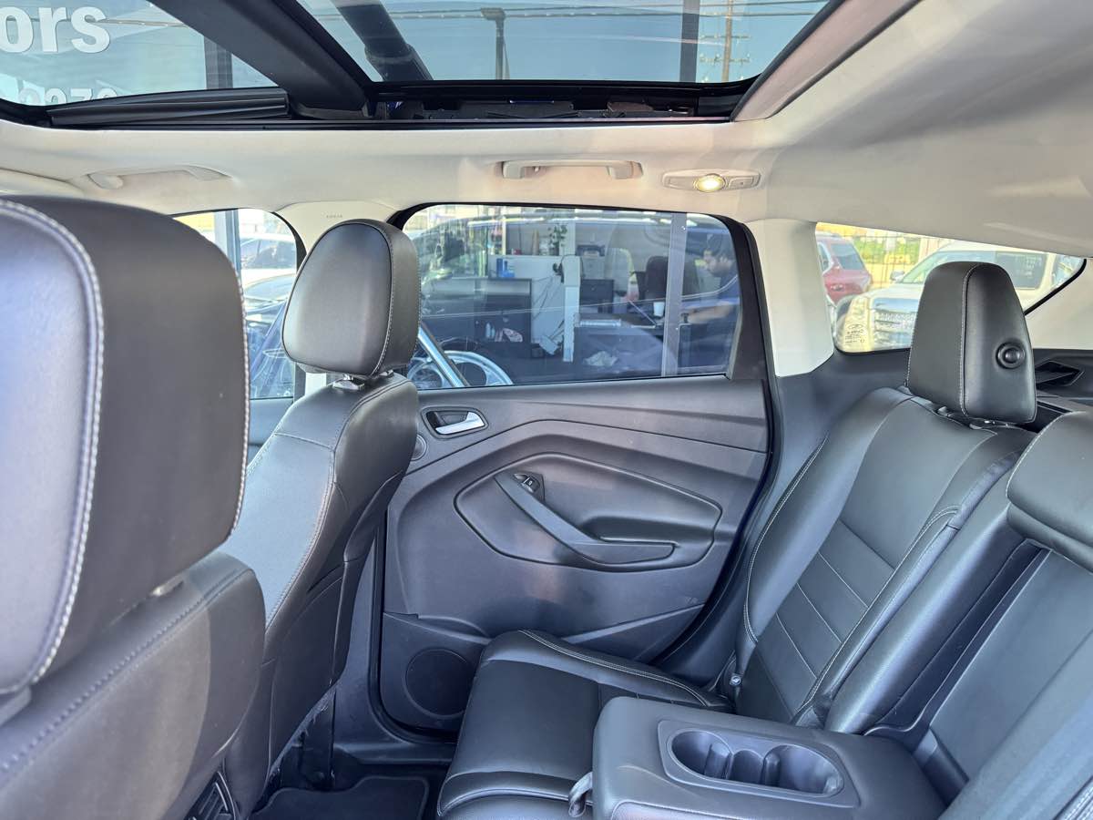 2015 Ford Escape Titanium - Photo 29