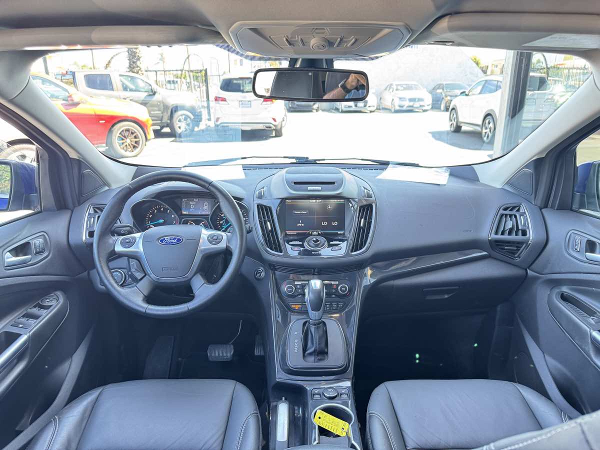 2015 Ford Escape Titanium - Photo 34