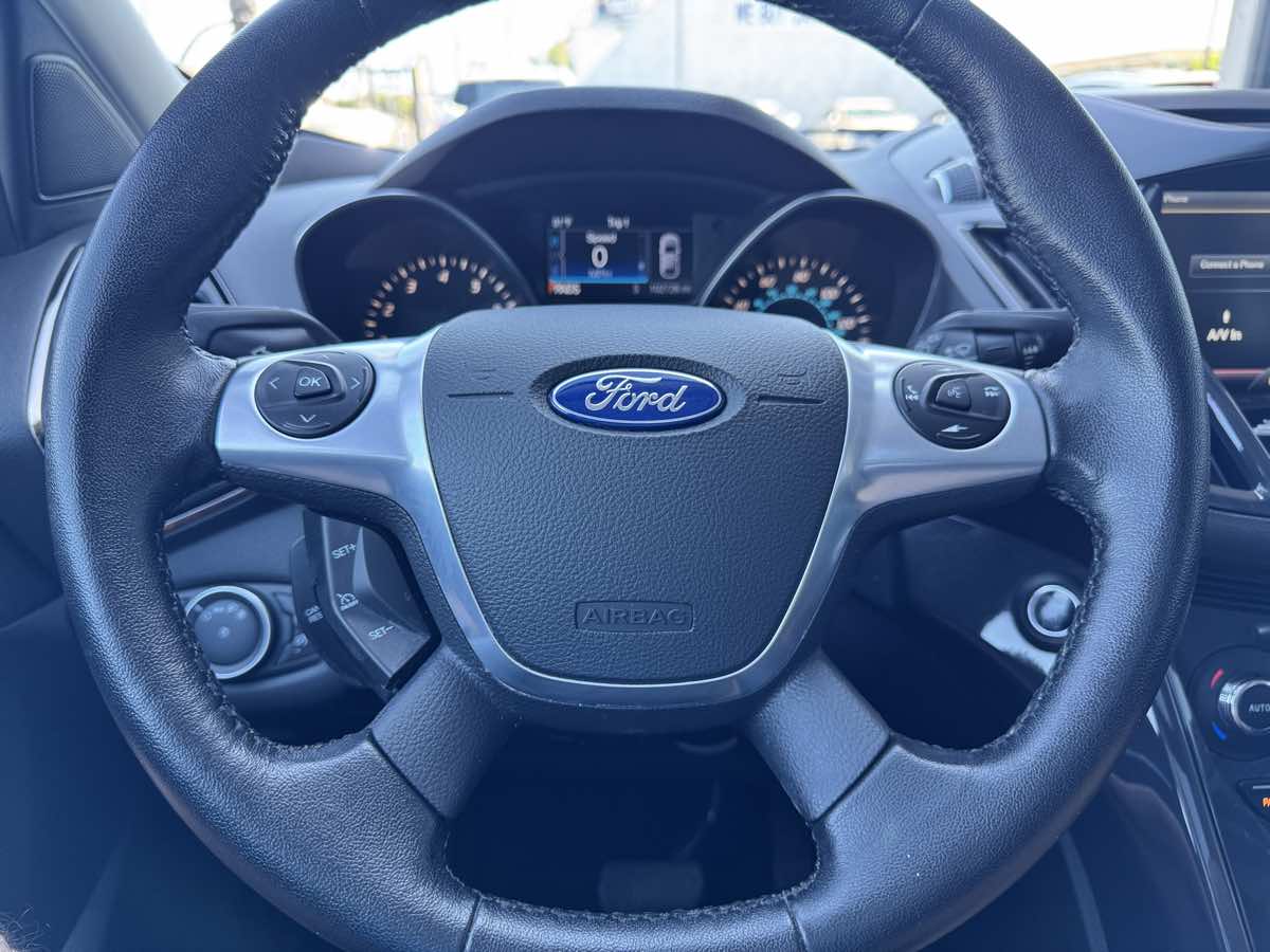 2015 Ford Escape Titanium - Photo 44