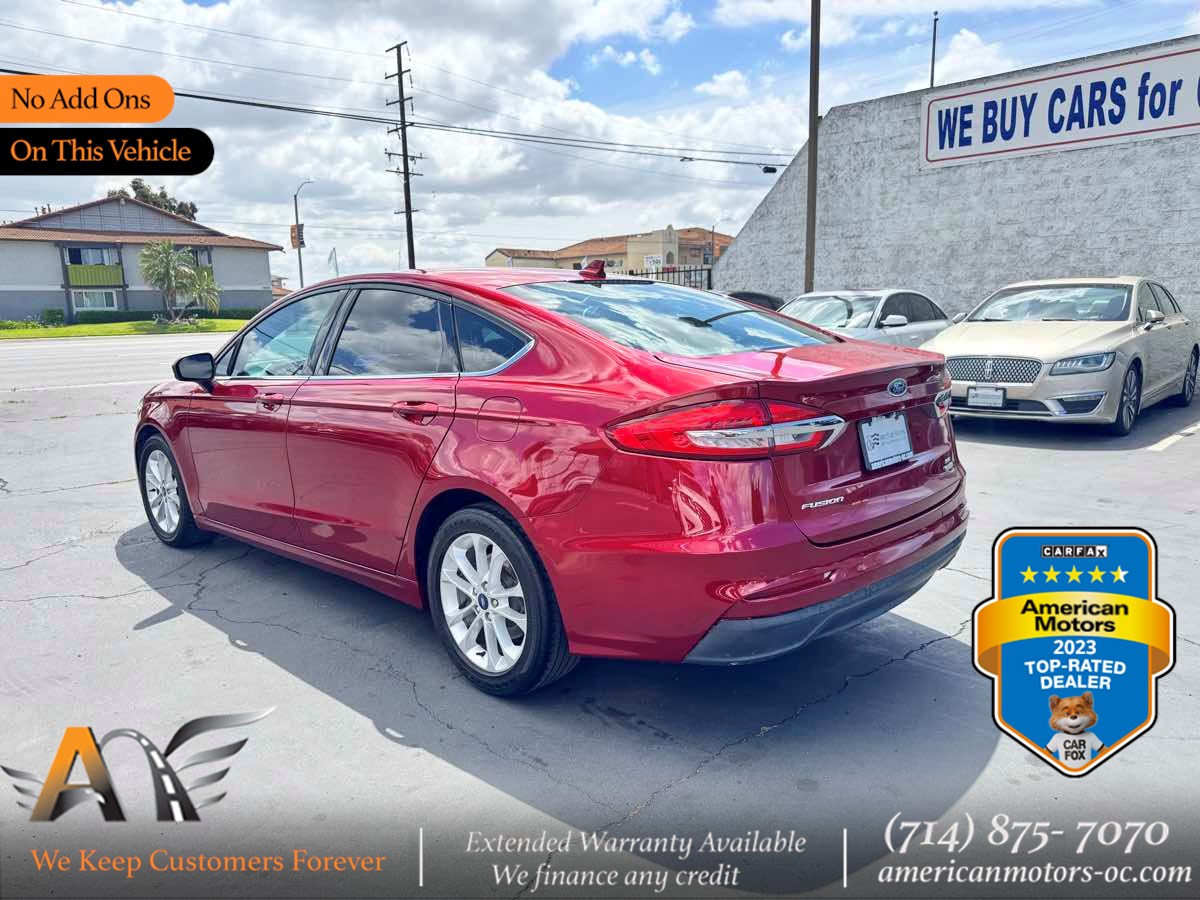 2019 Ford Fusion SE FWD's photo