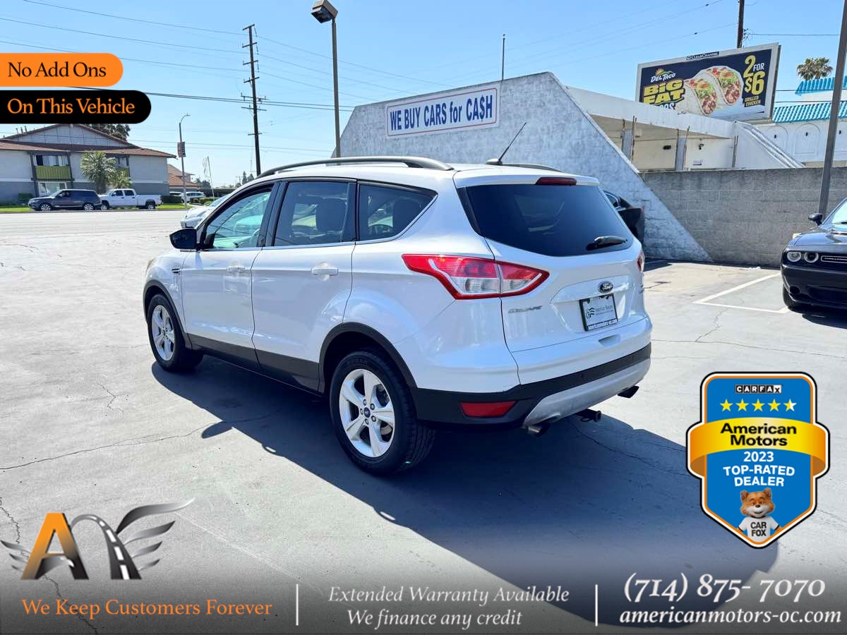 2014 Ford Escape SE's photo