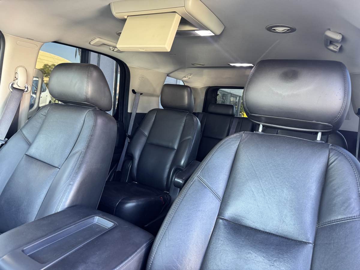 2011 GMC Yukon Denali - Photo 44