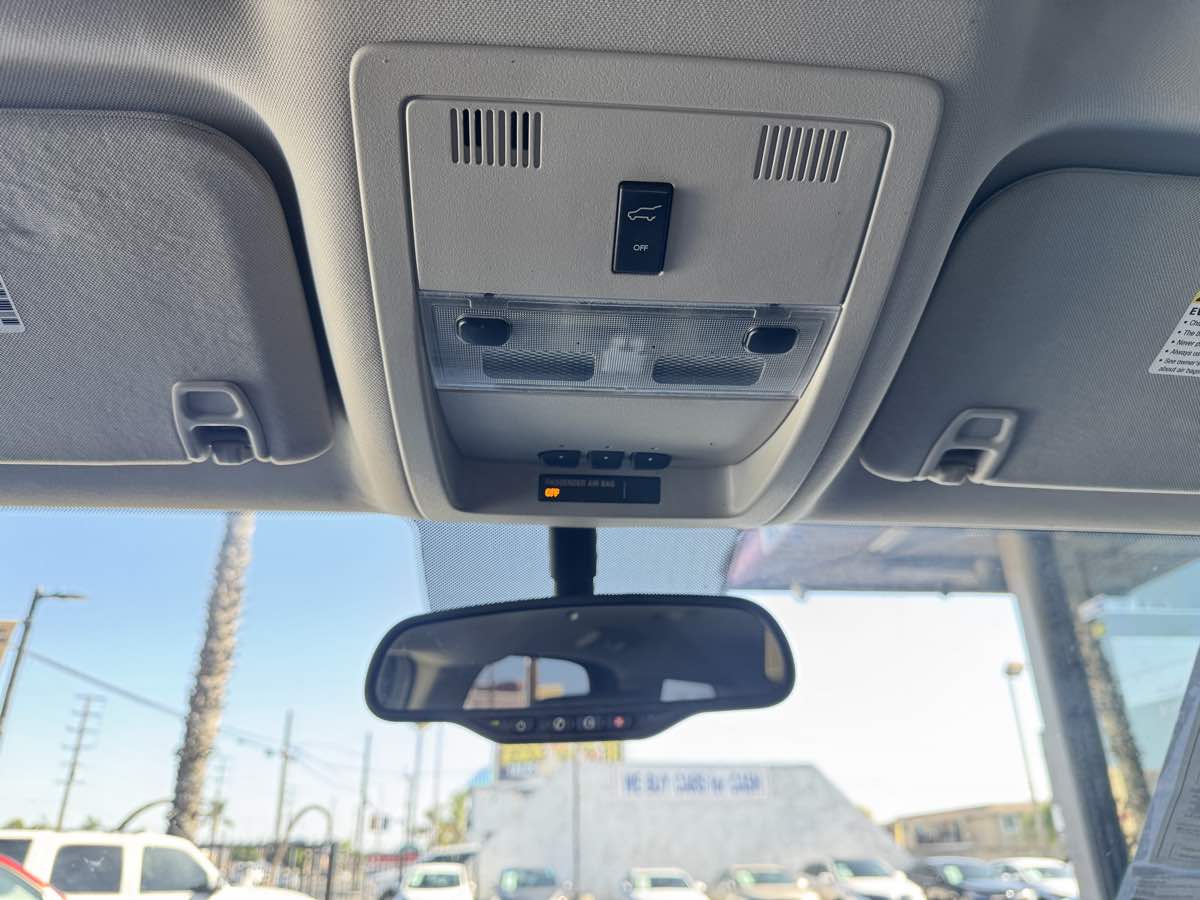 2011 GMC Yukon Denali - Photo 58
