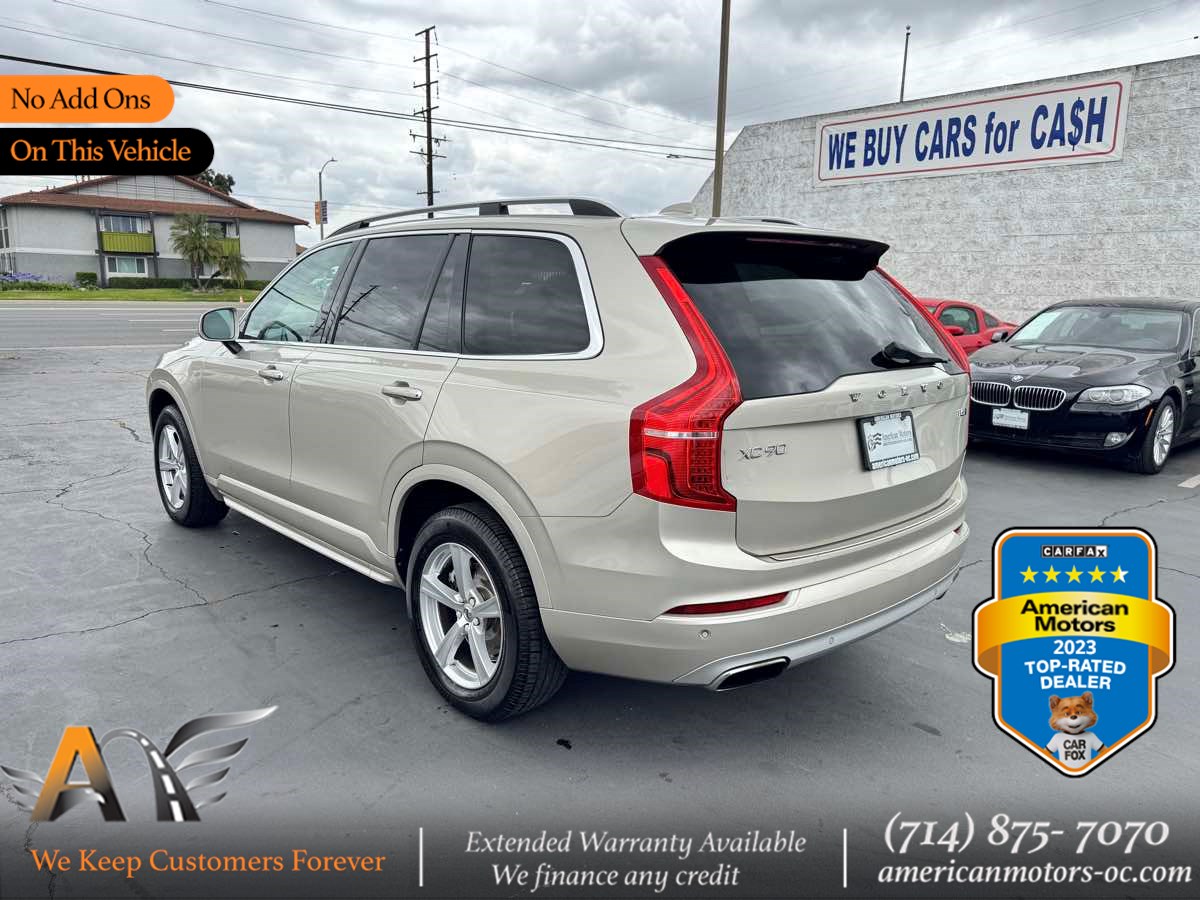 2016 Volvo XC90 T5 AWD Momentum's photo