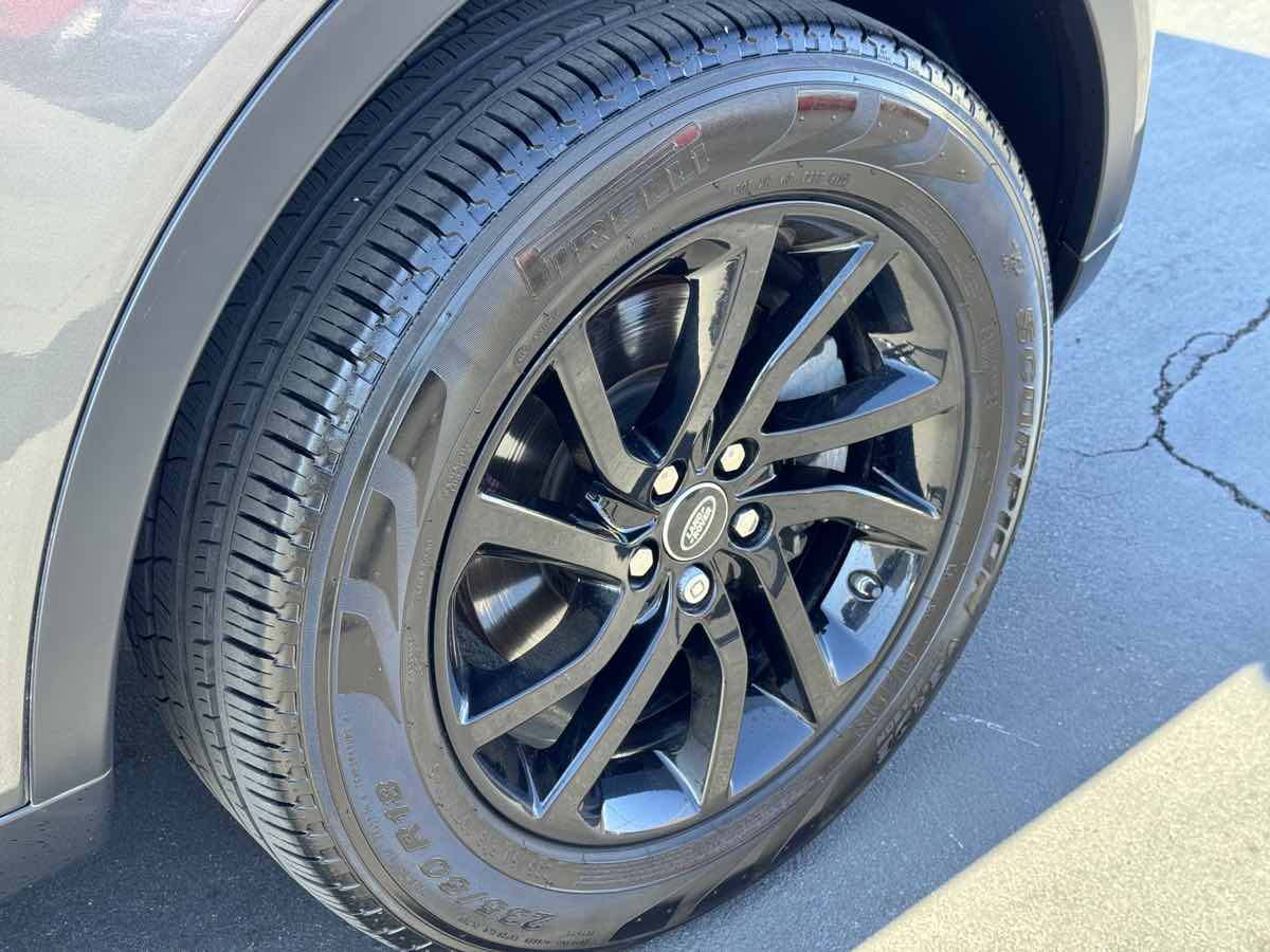 2018 Land Rover Discovery Sport SE - Photo 17