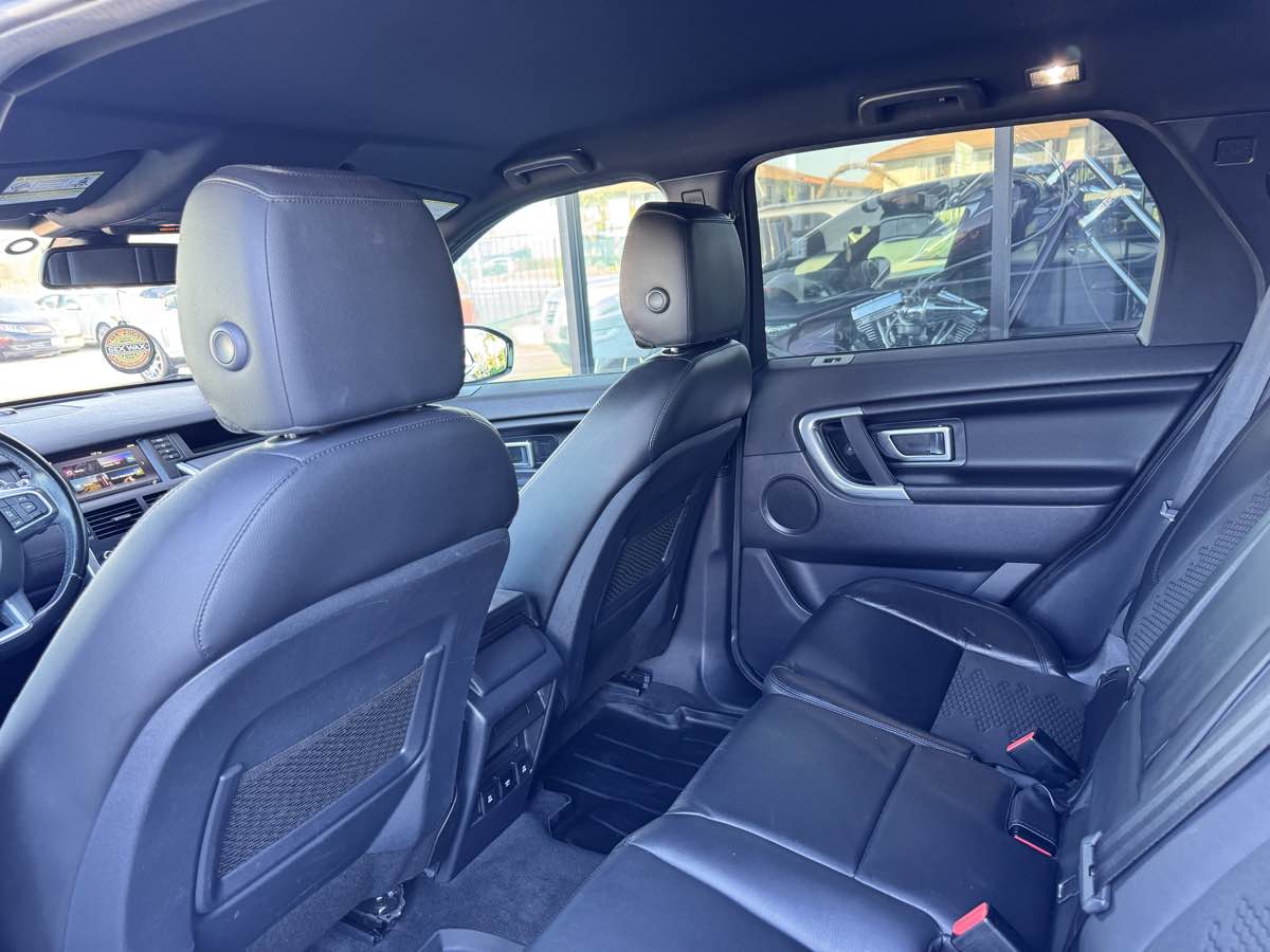 2018 Land Rover Discovery Sport SE - Photo 28
