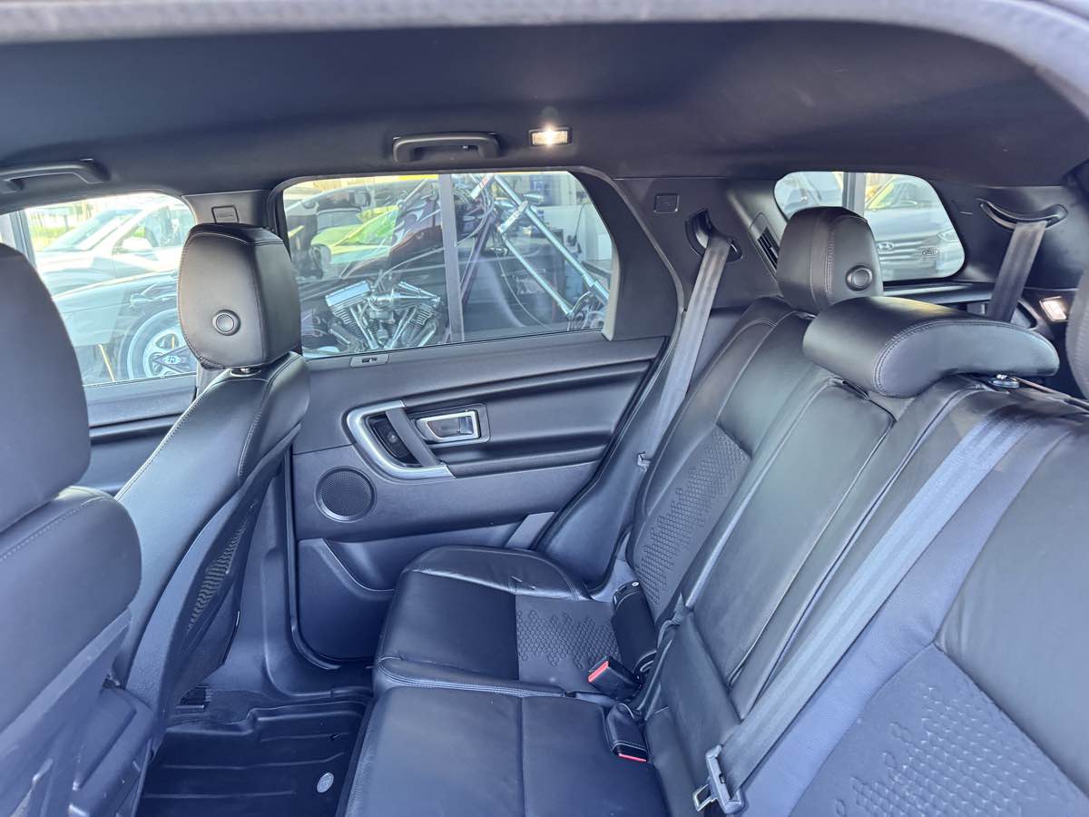2018 Land Rover Discovery Sport SE - Photo 29