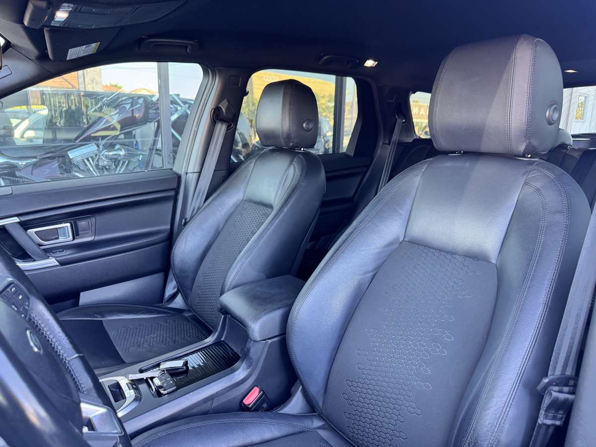 2018 Land Rover Discovery Sport SE - Photo 37