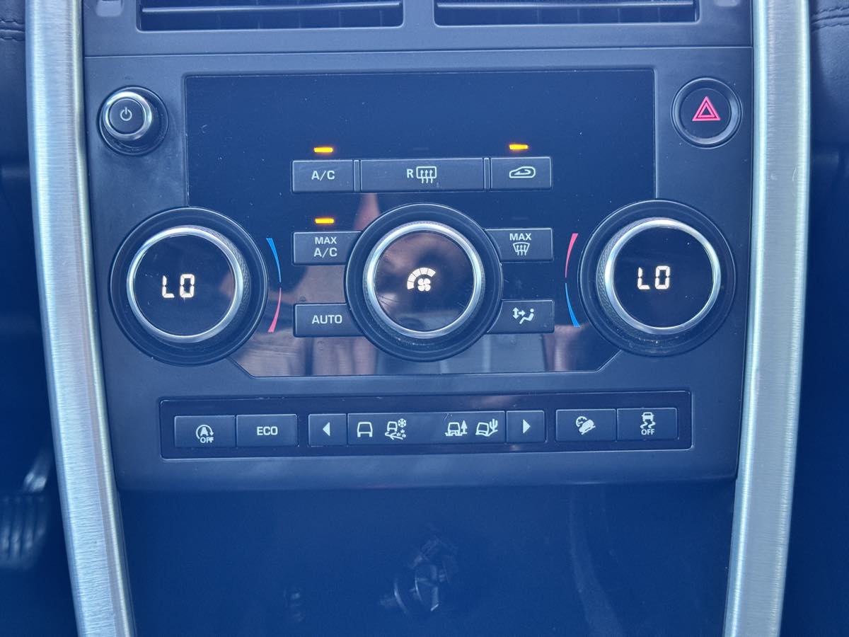 2018 Land Rover Discovery Sport SE - Photo 46
