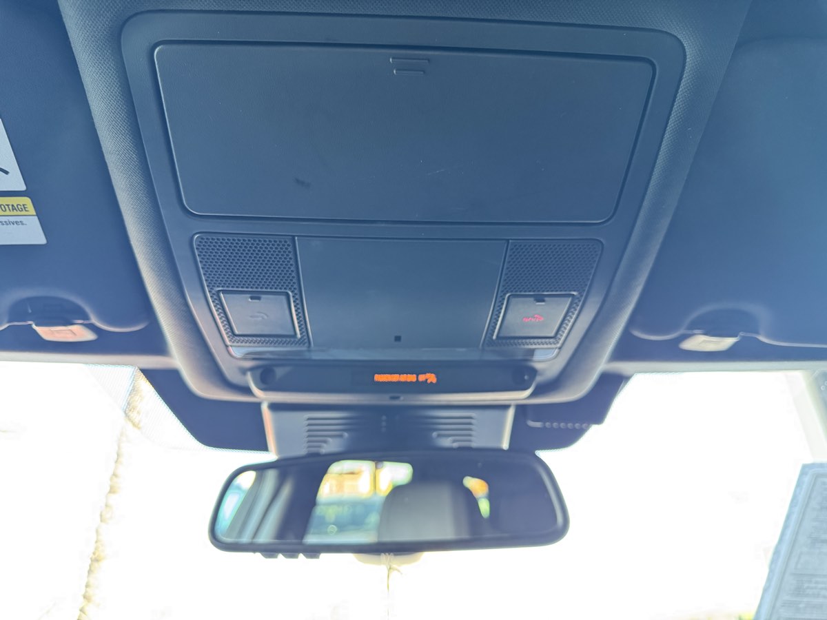 2018 Land Rover Discovery Sport SE - Photo 48