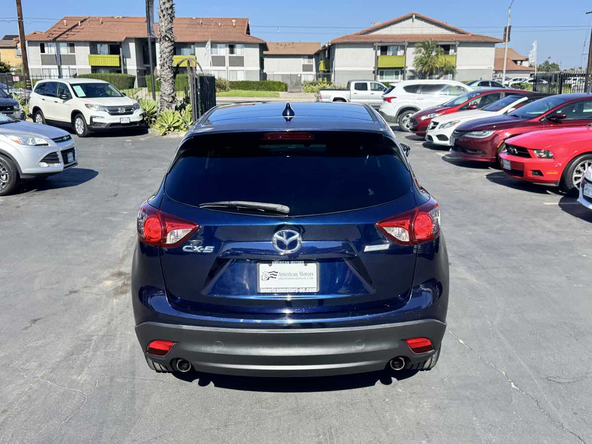 View vehicle photo 4