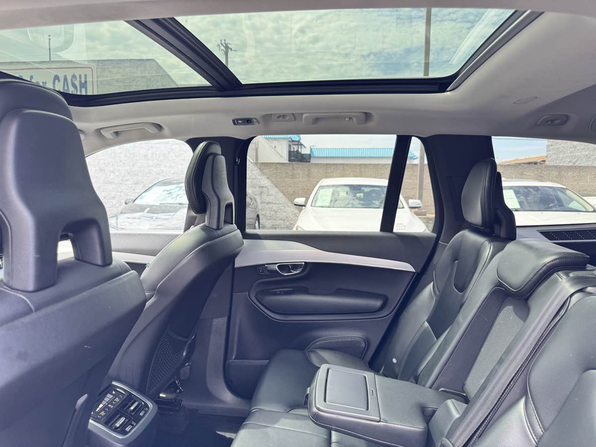 2017 Volvo XC90 Momentum - Photo 28