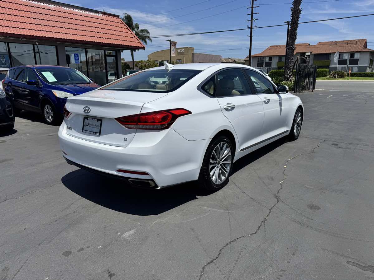 2015 Hyundai Genesis Base - Photo 6