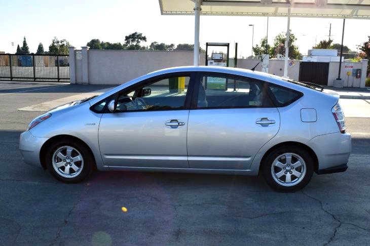 相似象学会誌　相似象　第１３号 1280px-2008_Toyota_Prius.jpg