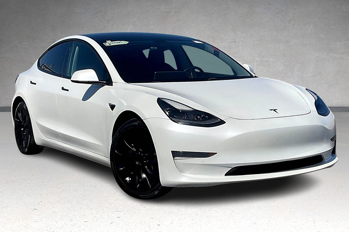 2021 Tesla Model 3 Long Range photo 2