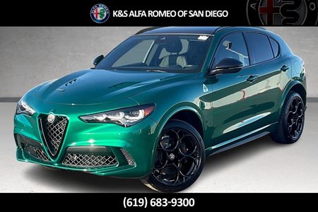 New 2024 Alfa Romeo Stelvio Quadrifoglio Carbon