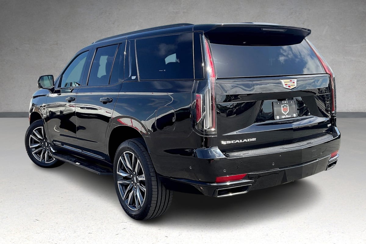 2023 Cadillac Escalade Sport photo 32