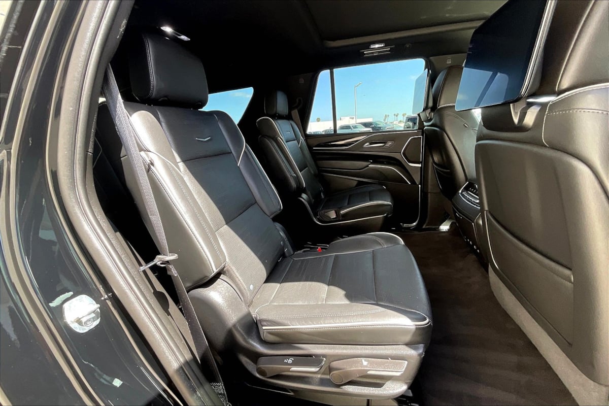 2023 Cadillac Escalade Sport photo 23
