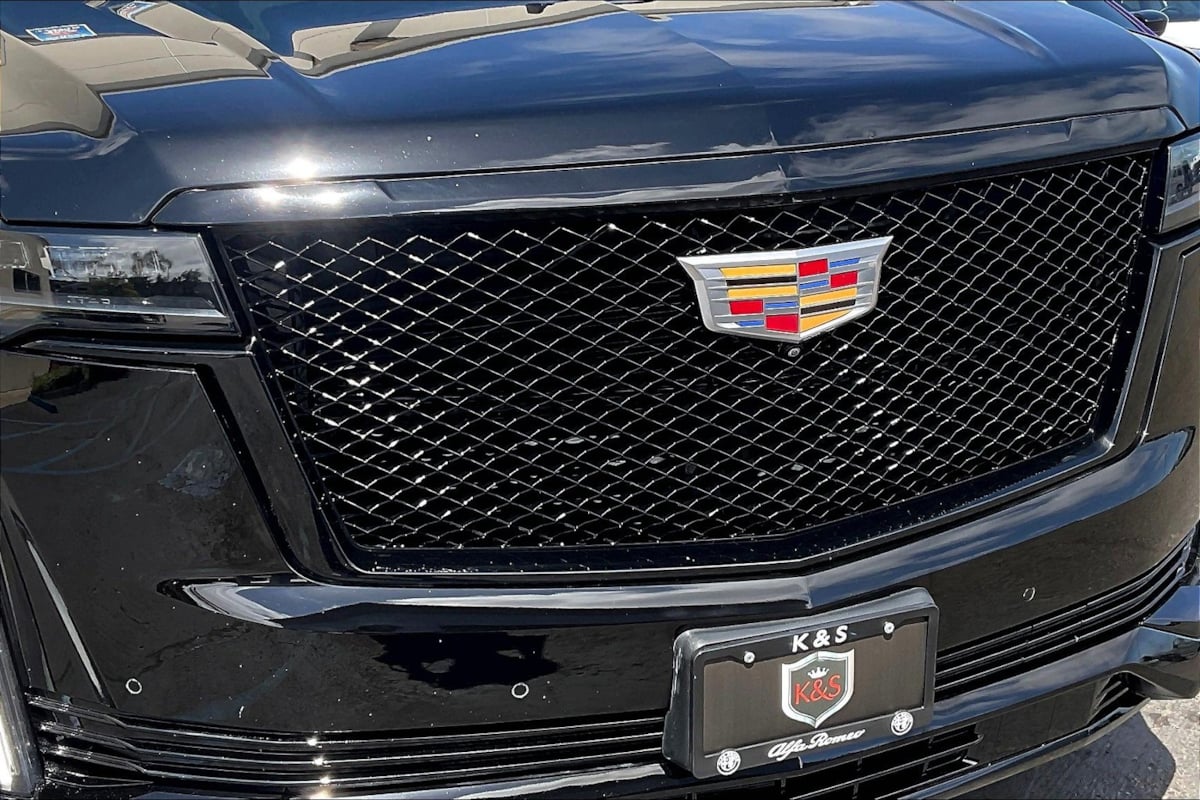 2023 Cadillac Escalade Sport photo 27