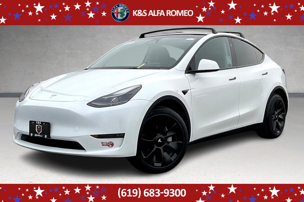 Used 2023 Tesla Model Y Long Range with VIN 7SAYGDEE2PA174318 for sale in San Diego, CA