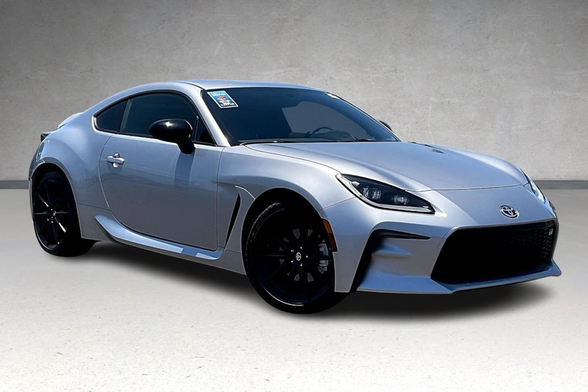 2024 Toyota GR86 Premium photo 3