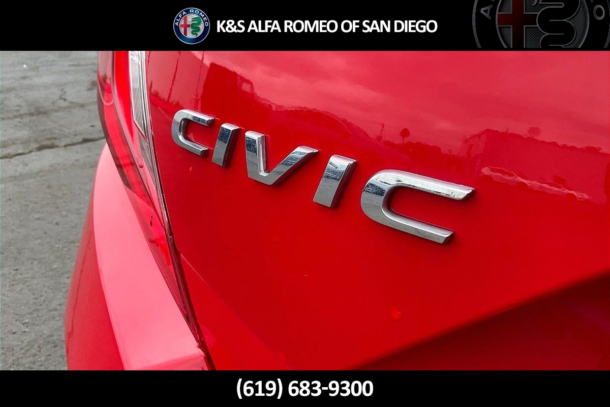 2020 Honda Civic Sport photo 2