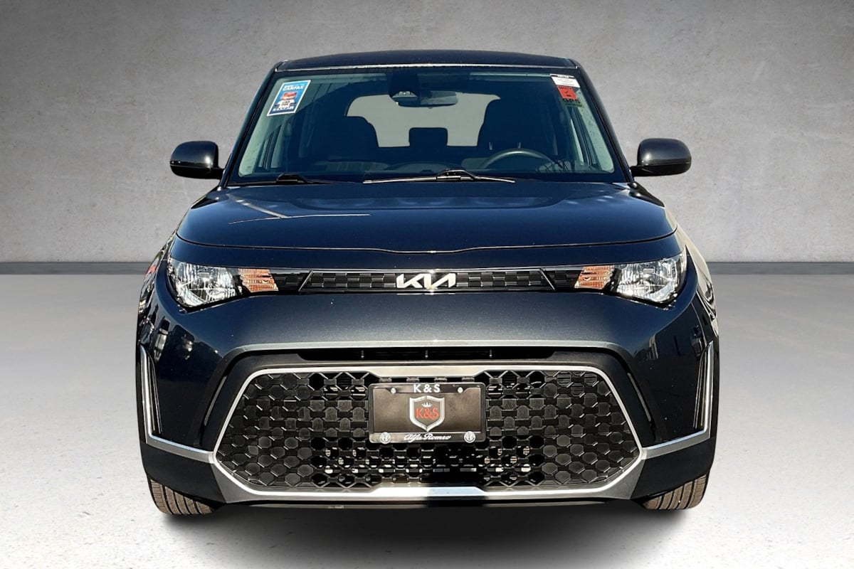 2023 Kia Soul LX photo 4