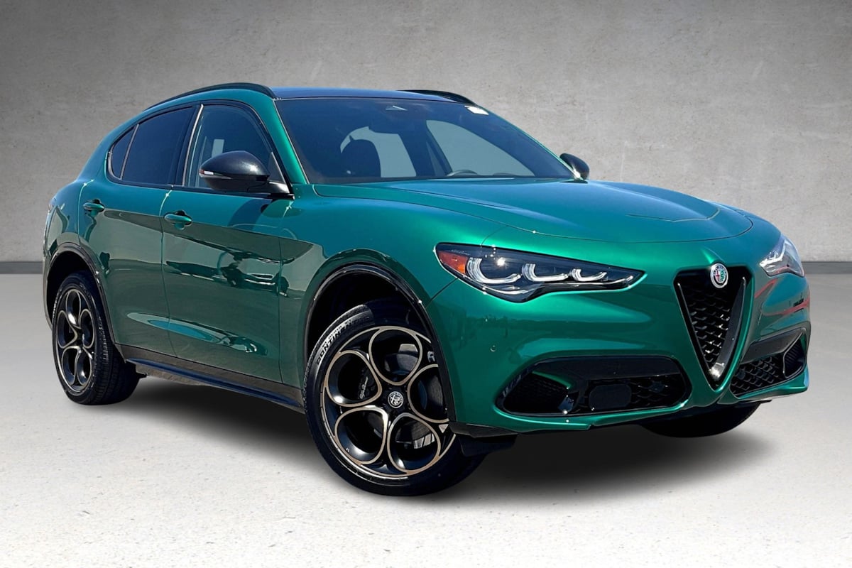 2025 Alfa Romeo Stelvio Intensa - Photo 2