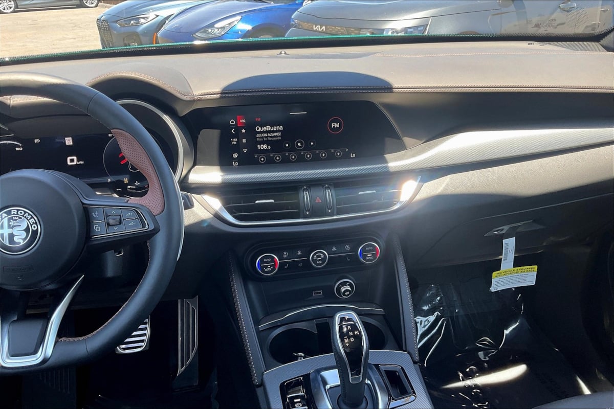 2025 Alfa Romeo Stelvio Intensa - Photo 7