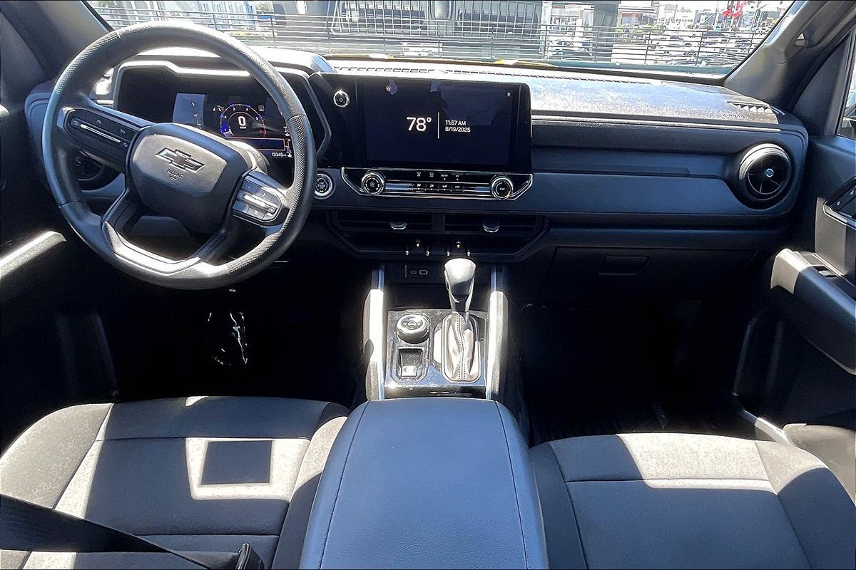 2023 Chevrolet Colorado Trail Boss photo 12