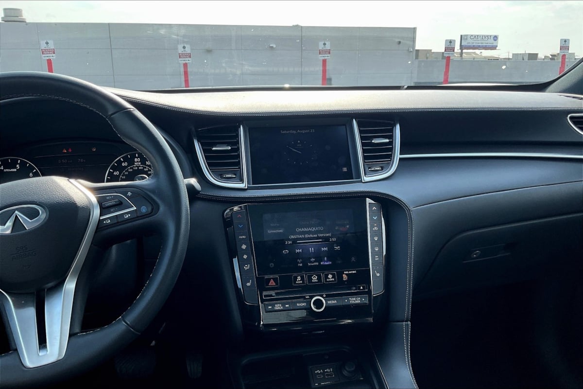 2024 Infiniti QX55 Luxe photo 7
