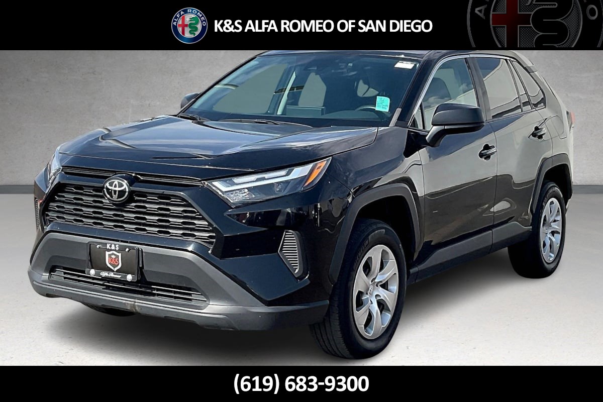 Used 2023 Toyota RAV4 LE with VIN 2T3F1RFV8PW368558 for sale in Northfield, Minnesota