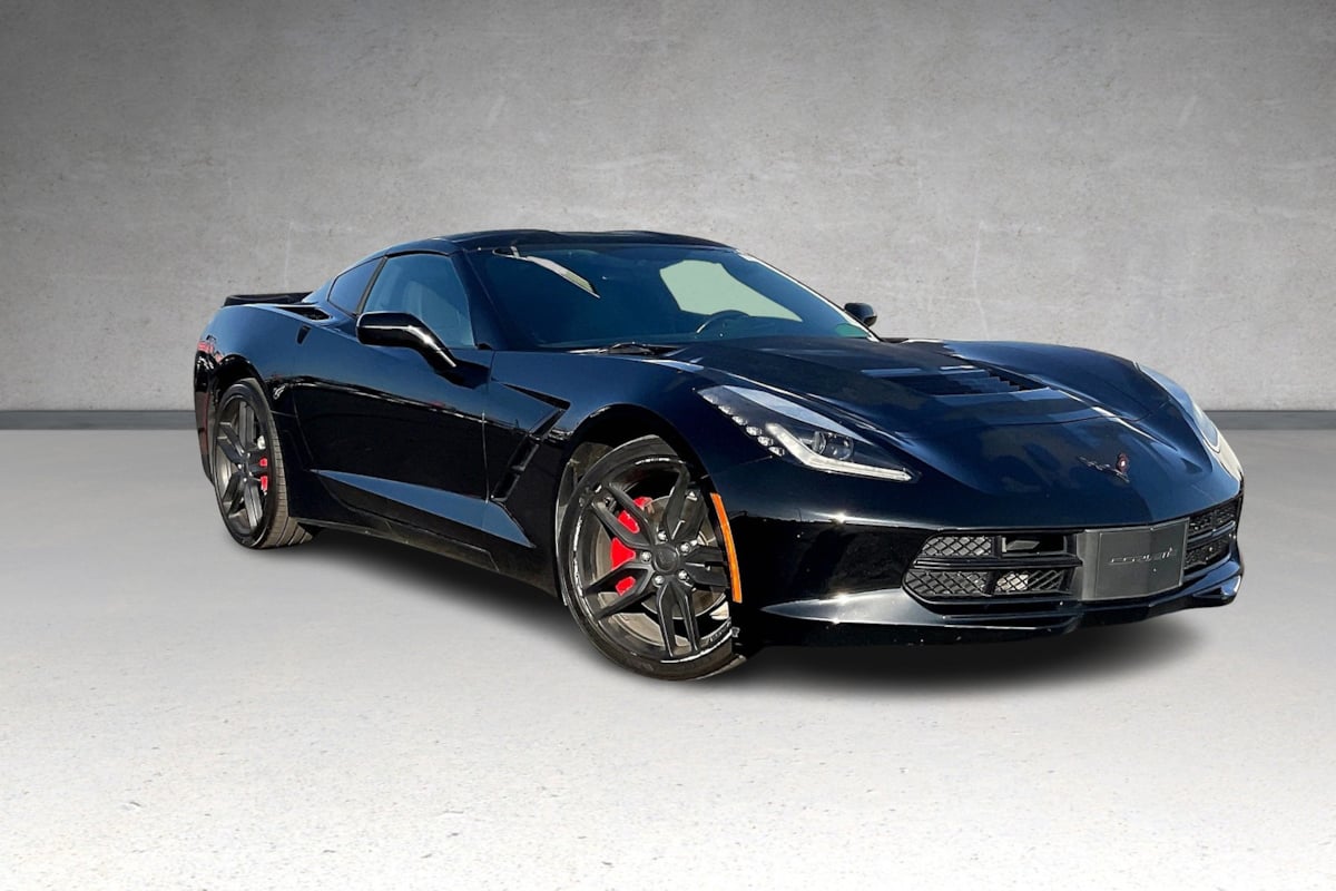 2017 Chevrolet Corvette Stingray 1LT photo 3