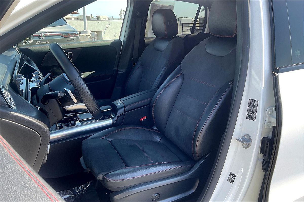 2021 Mercedes Benz GLA AMG 35 4MATIC photo 19