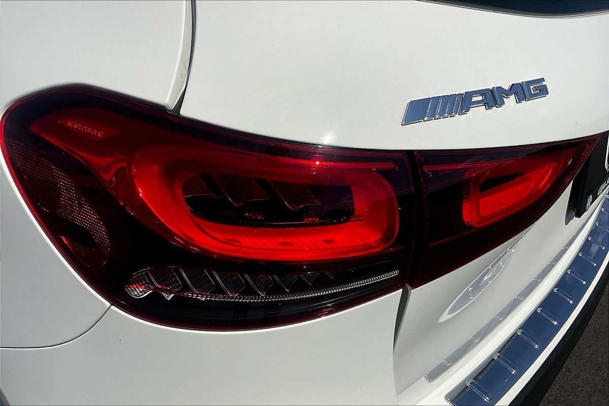 2021 Mercedes Benz GLA AMG 35 4MATIC photo 23