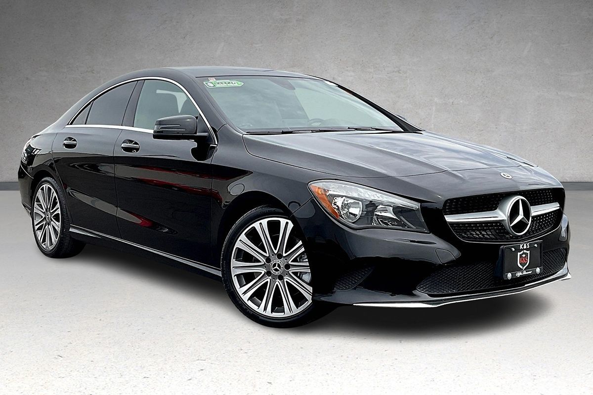 2019 Mercedes Benz CLA 250 photo 2