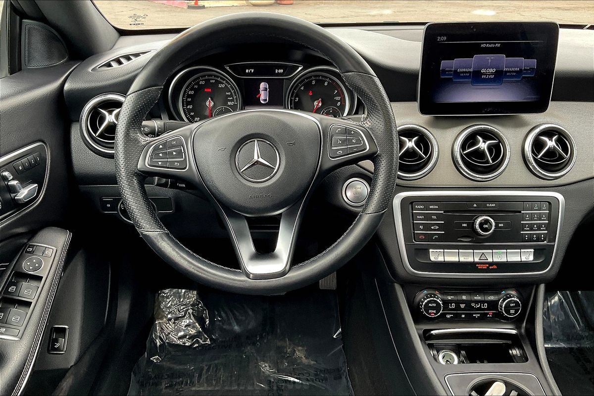 2019 Mercedes Benz CLA 250 photo 5