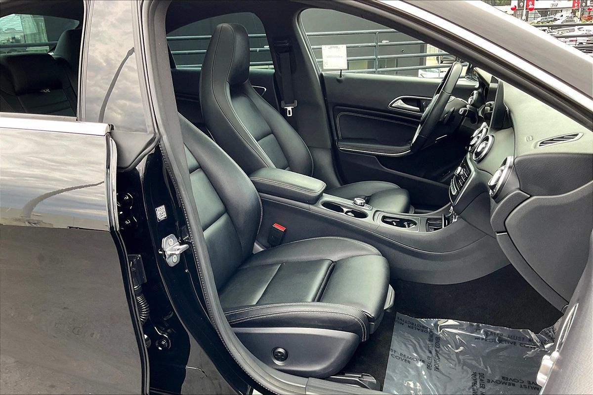 2019 Mercedes Benz CLA 250 photo 7