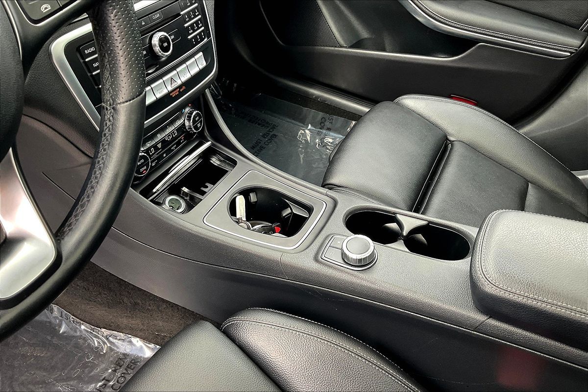 2019 Mercedes Benz CLA 250 photo 14