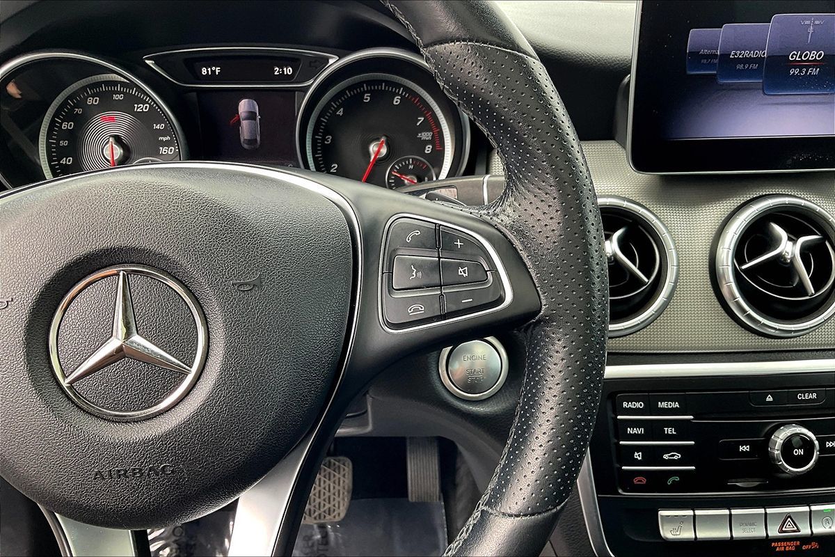 2019 Mercedes Benz CLA 250 photo 16