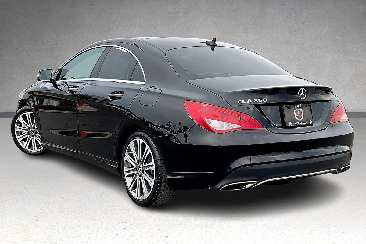 2019 Mercedes Benz CLA 250 photo 32