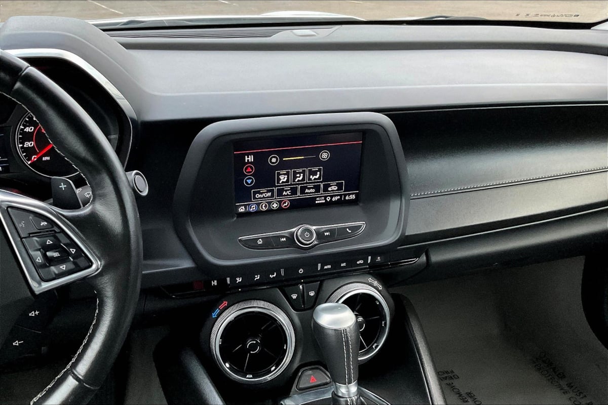 2023 Chevrolet Camaro 1LS 1LT photo 6
