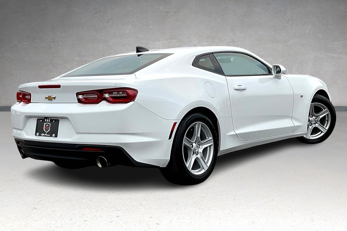 2023 Chevrolet Camaro 1LS 1LT photo 29