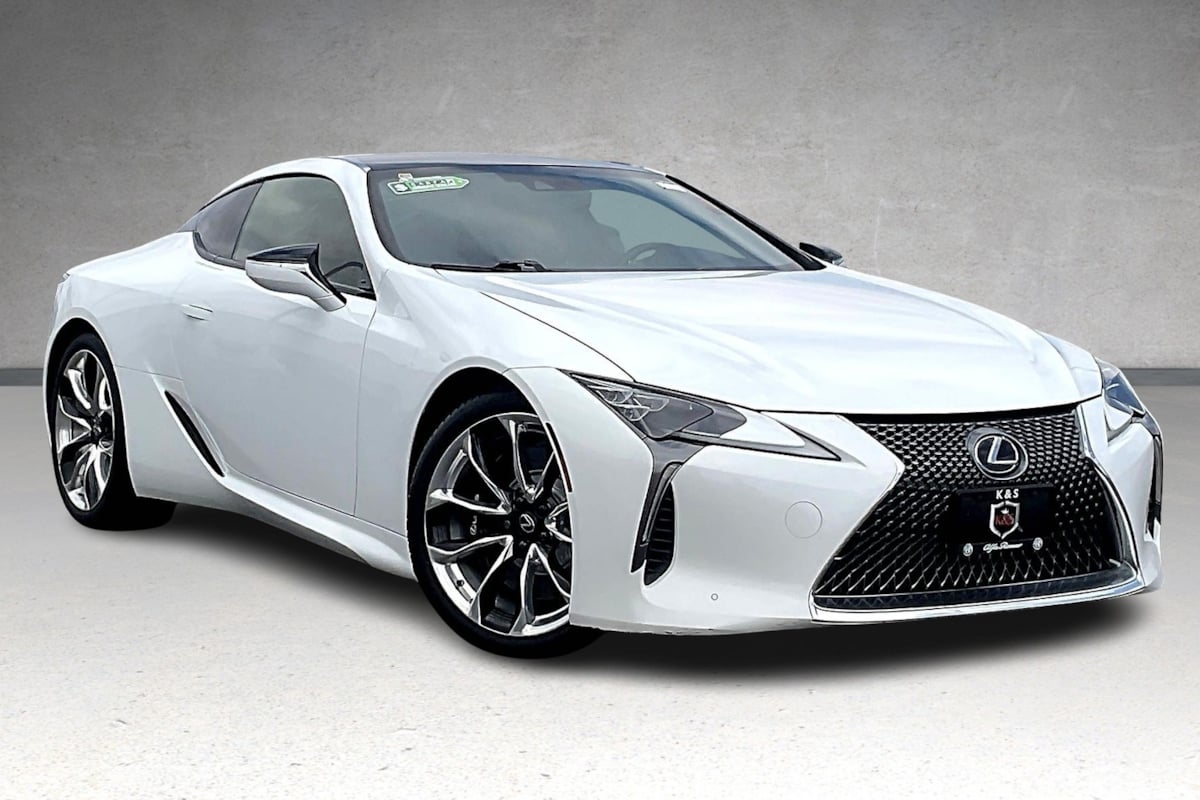 2018 Lexus LC 500 photo 2