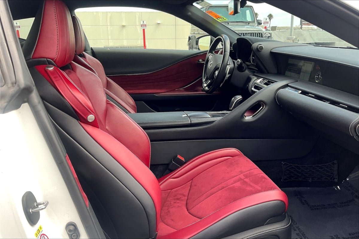 2018 Lexus LC 500 photo 7