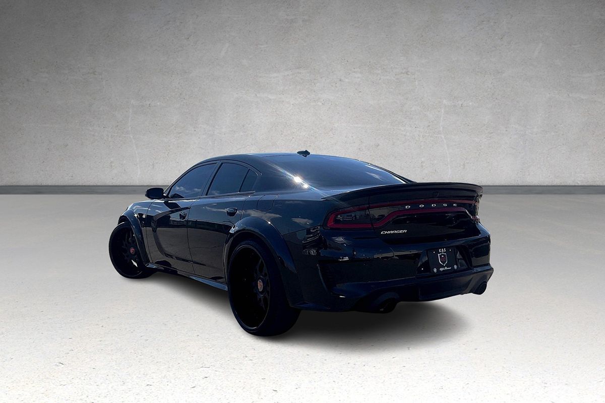 2023 Dodge Charger SRT8 Hellcat Widebody photo 3