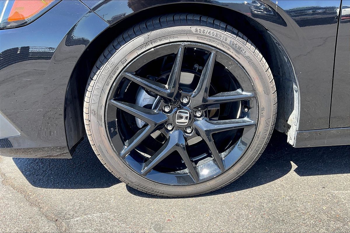 2024 Honda Civic Sport photo 4